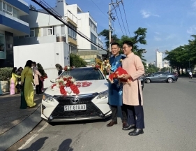 Đồng hành cùng trai tài gái sắc