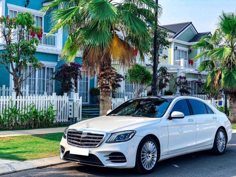 Rước dâu bằng xe sang 4 bánh